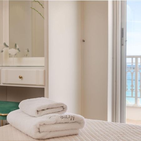 Mare Nostrum Seafront Apartment, By Zantewize Экстерьер фото